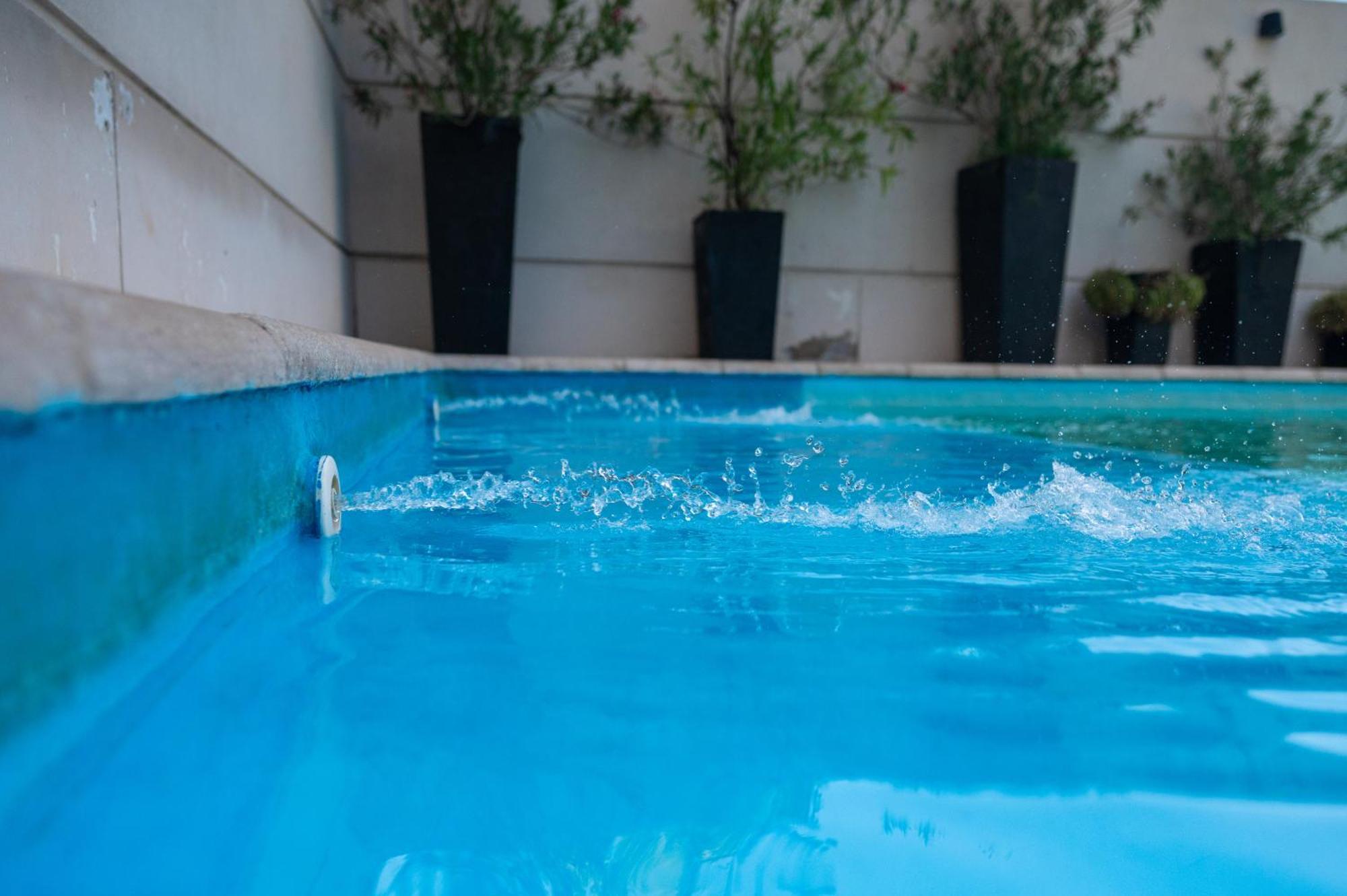 Premium Tower Suites Mendoza Luaran gambar