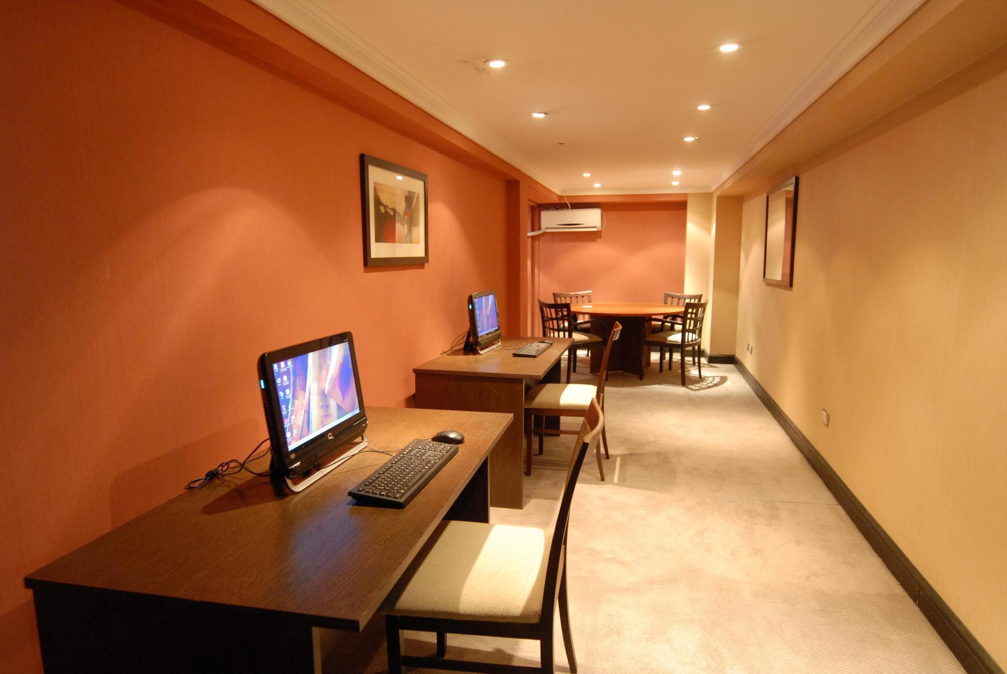 Premium Tower Suites Mendoza Luaran gambar