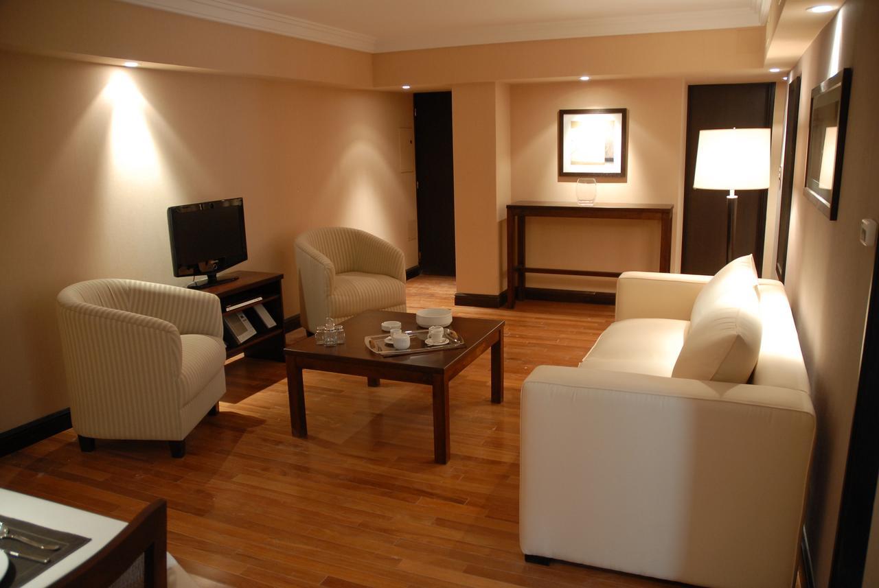 Premium Tower Suites Mendoza Luaran gambar