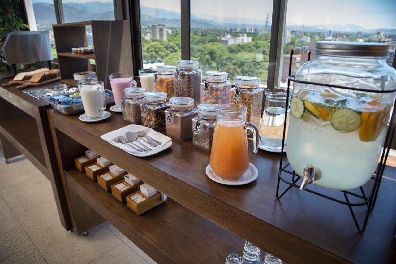 Premium Tower Suites Mendoza Luaran gambar